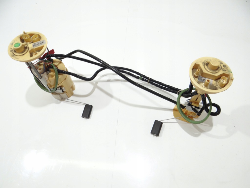 фото №1, Bmw x5 e70 3.0 4.0 насос топлива помпа 7164321