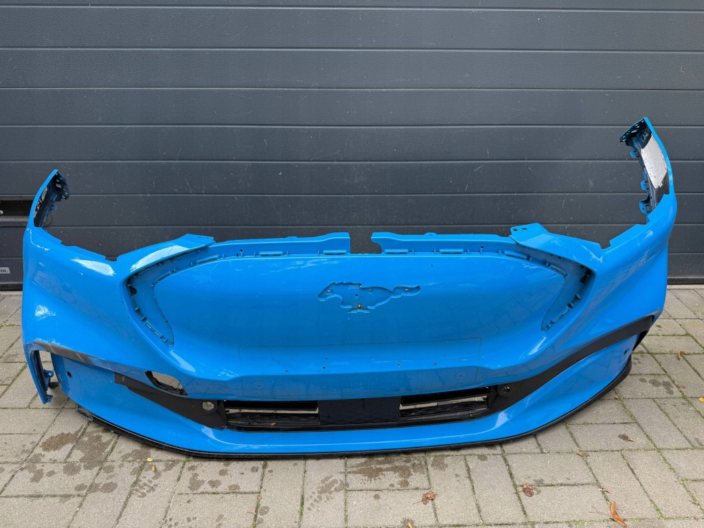 фото №1, Ford mustang mach-e 22- бампер перед передній
