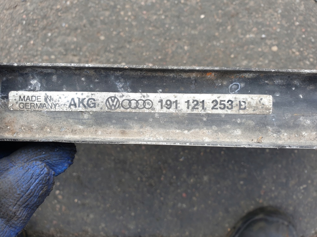 Радиатор воды vw golf 2 1.8 бензин 191121253b Недорого