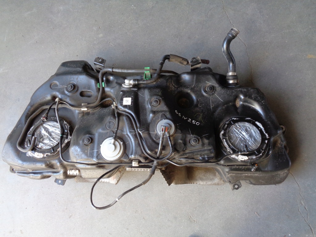 фото №1, Бак топлива bak lexus gs 250 iv 12-