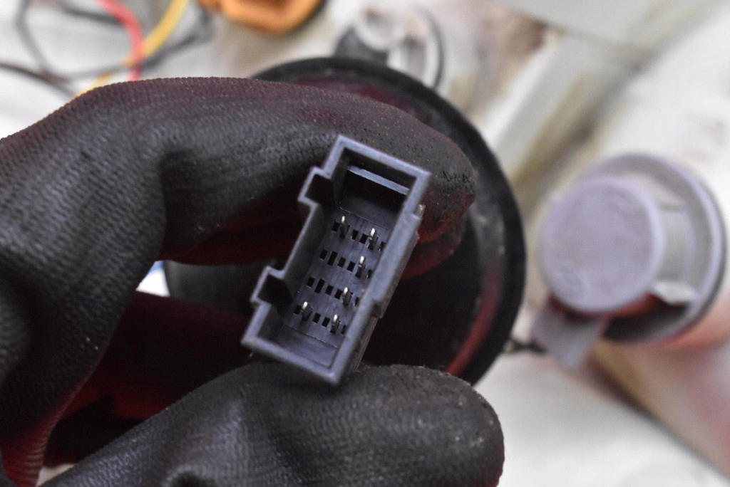 фото №8, Лампа права задня задня 3t9945096 skoda superb 2 ii kombi 08-13