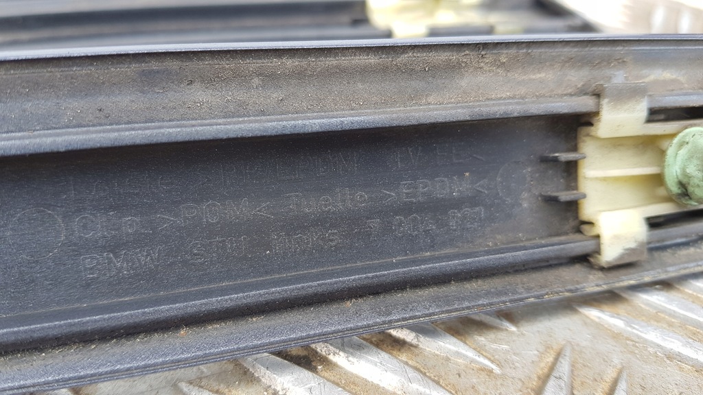 фото №14, Bmw e39 молдинг крыла левая правая перед stahlblau