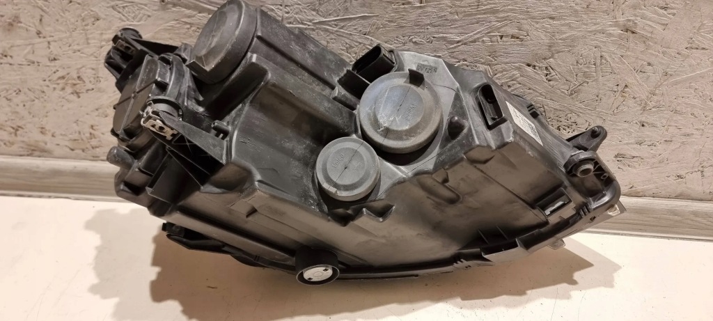 фото №12, Лампа обычная h7 левая vw golf 7 vii 5g1