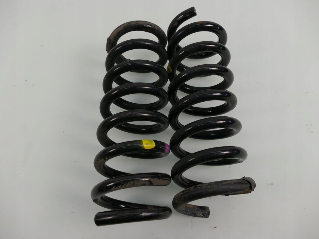 фото №1, Mercedes w204 sedan пружина пружини задня kpl