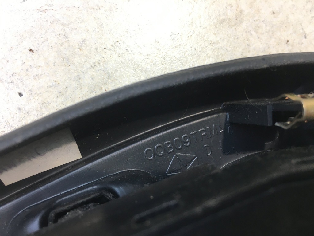 фото №6, Панель окон левый перед chrysler 300m 05026004aa