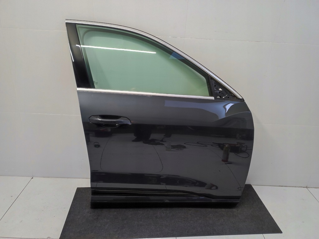 фото №1, Дверь правое перед audi q8 e-tron etron