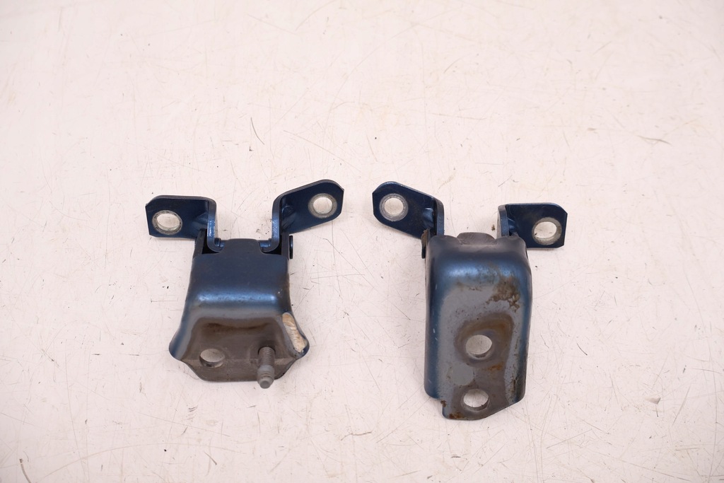 фото №1, Mazda cx-5 ii 17- петли дверь левых задняя 45b