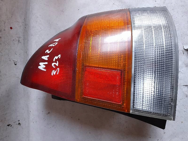 фото №3, Лампа правая задняя mazda 323