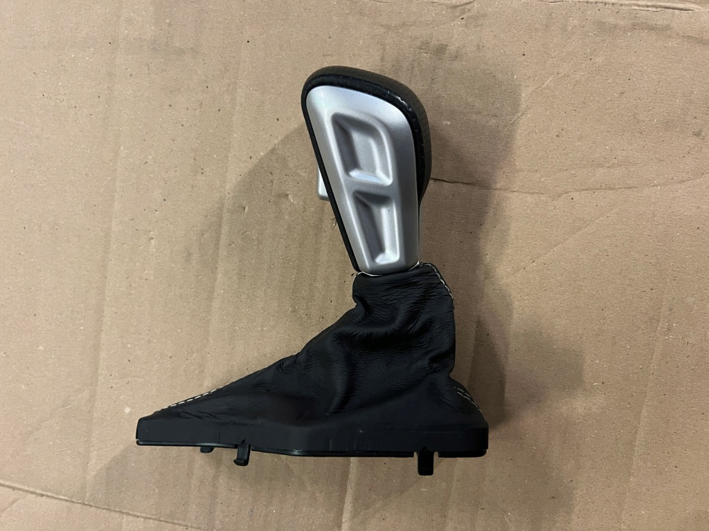 фото №1, Jeep grand cherokee wk2 ручка чехол 6bs171x9ab