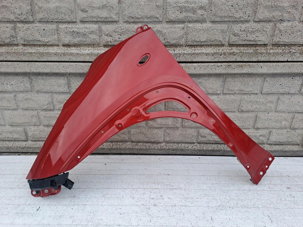 фото №1, Крыло левый перед toyota aygo x 22-23 оригинал