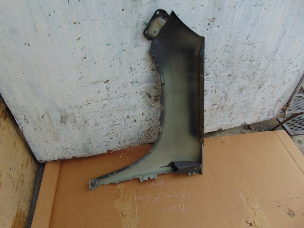 Крила правий перед vw tiguan 1 5n0 в Україні