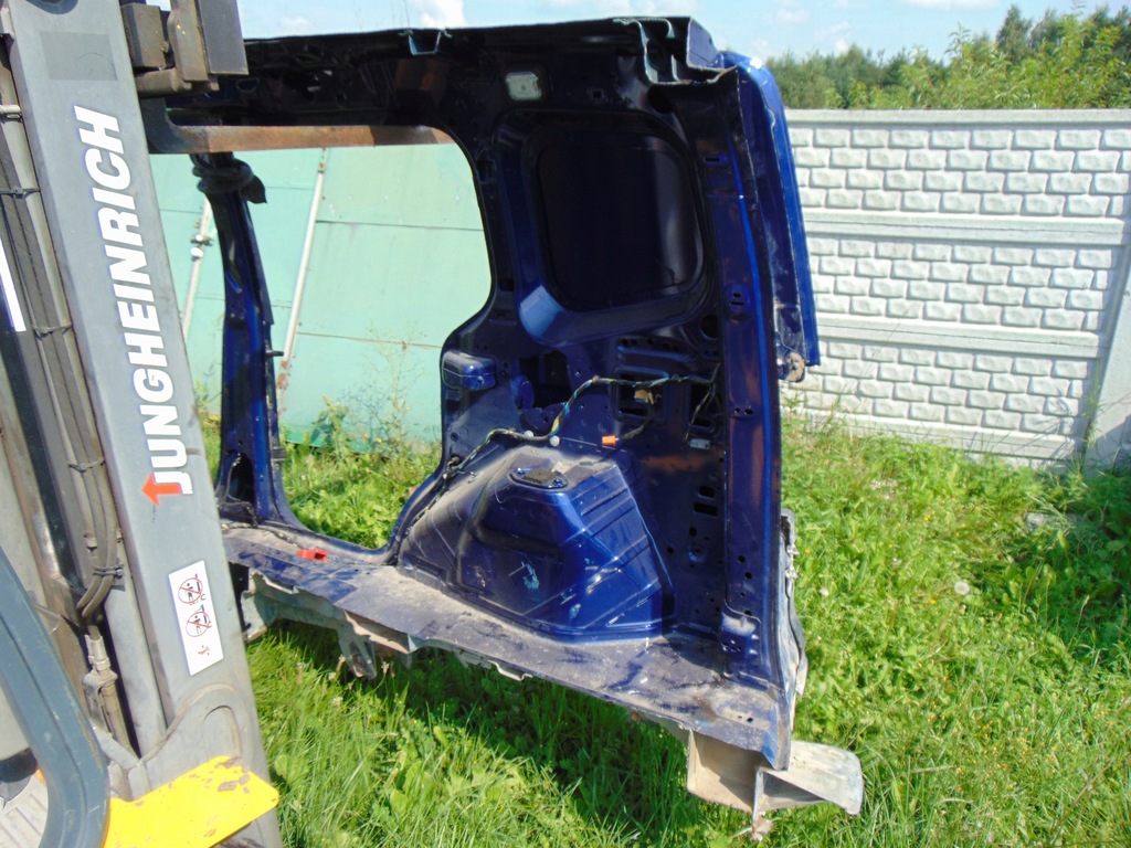 фото №12, Обшивка бік крила правий задня ford courier 2012-