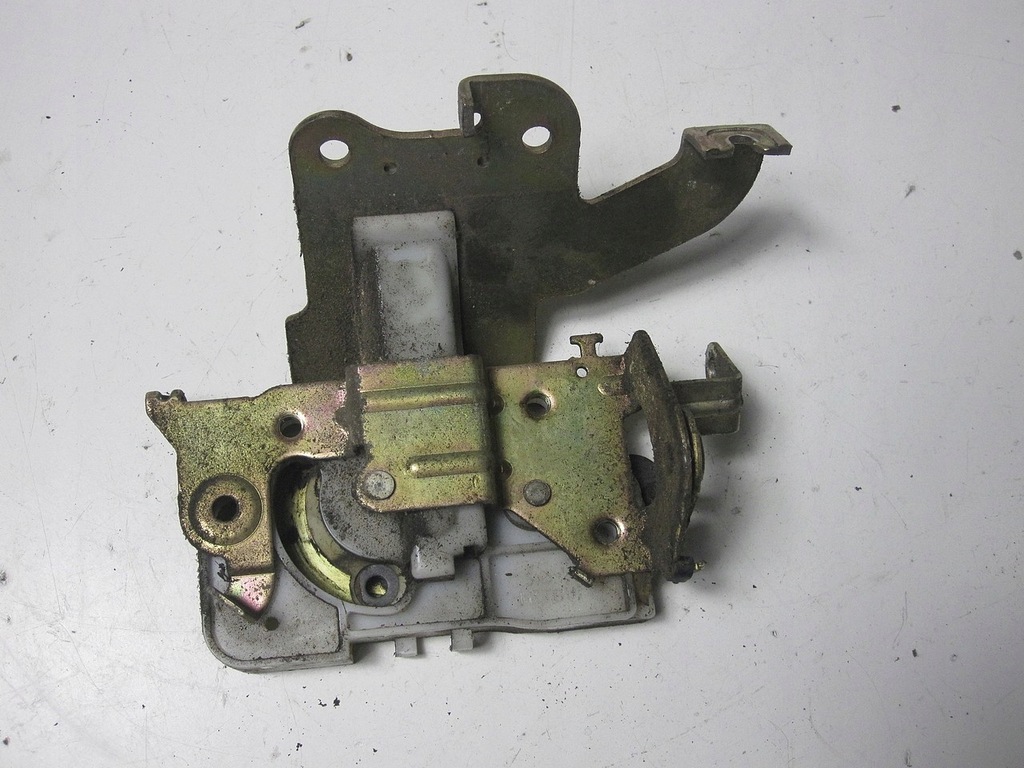 фото №7, Замок дверь задний правый mazda mpv 2000r