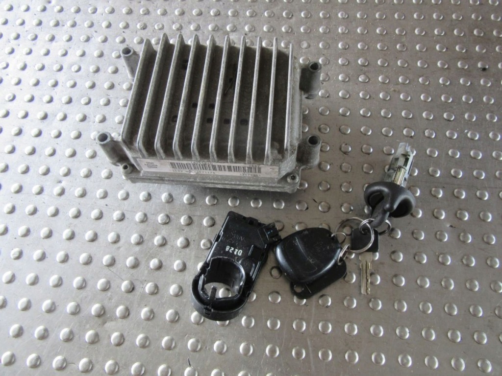 фото №1, Trailblazer 4.2i 2001 бортовий комп'ютер набір do запуск