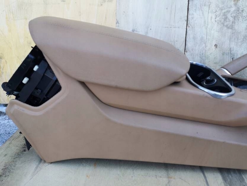 Купить Туннель средний подлокотник porsche cayenne 2 7p5 европа