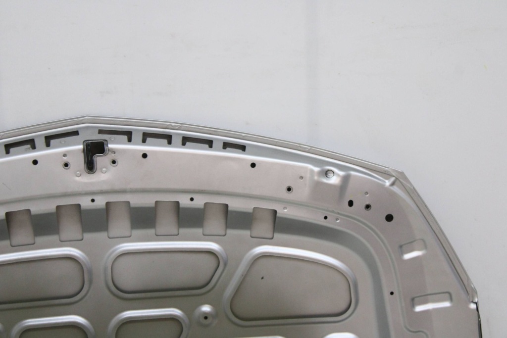 Капот крышка двигателя opel astra j iv 4 2009r- z176 в Украине