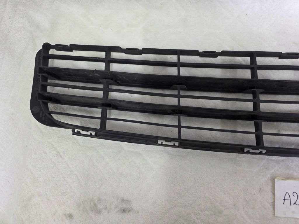 Решітка середня бампера перед jumpy 2 scudo 2 expert 2 1400587677 Ціна