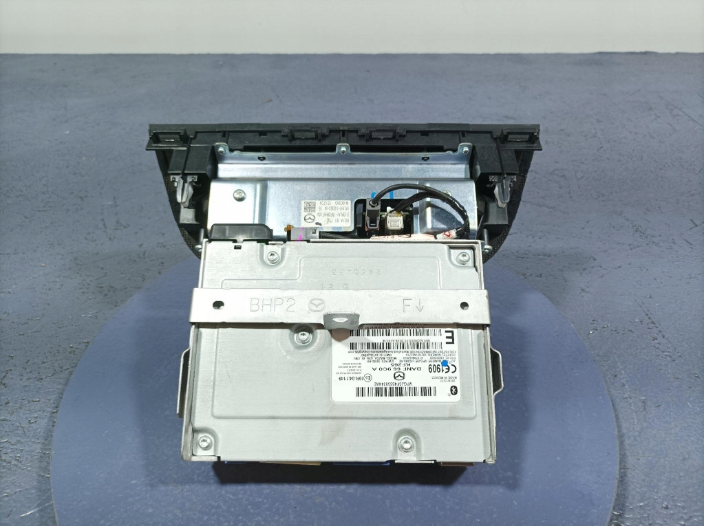 Mazda 3 iii bm рестайлінг  дисплей радіо навігації b61a611j0 в Україні