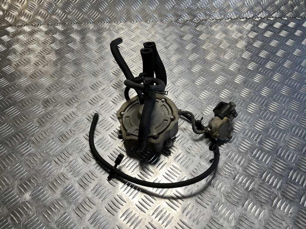 Купити Редуктор клапан газу dacia sandero iii 21-