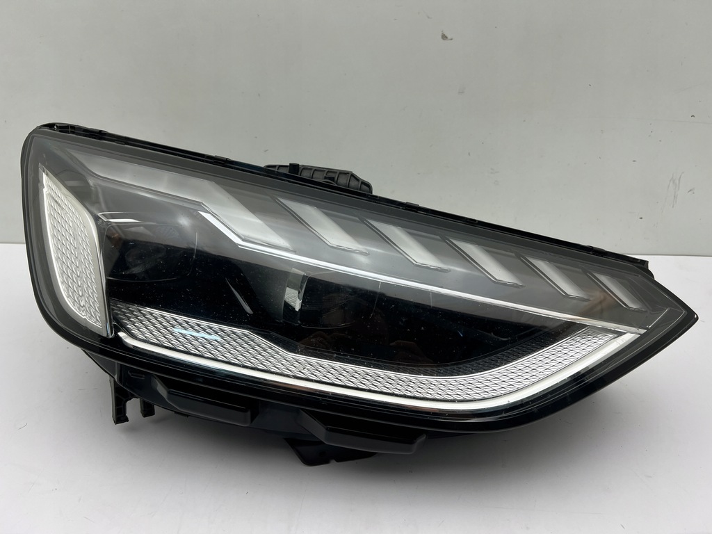 фото №1, Audi a4 b9 8w0 lift лампа передняя правая matrix full led 2019-