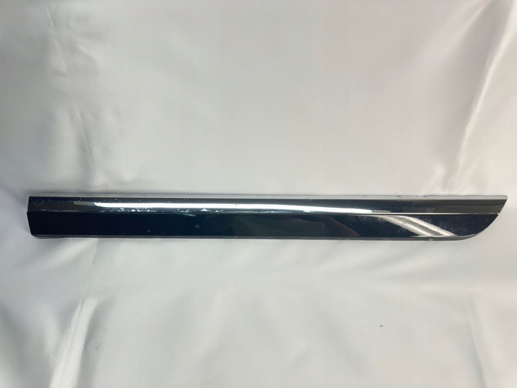 фото №1, Volkswagen оригінальний номер 3g0854949 молдинг двері задня лівий задня lc9x passat b8