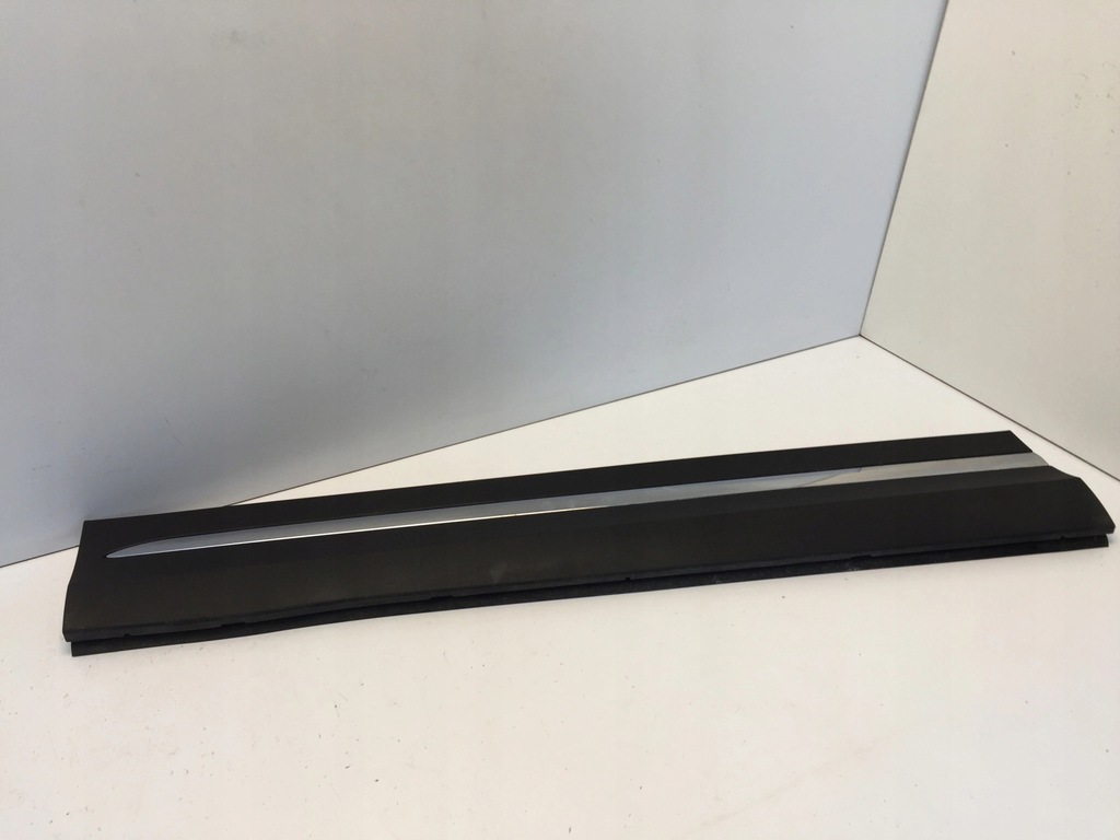 фото №1, Mercedes gla ii h247 w247 молдинг дверь левый перед