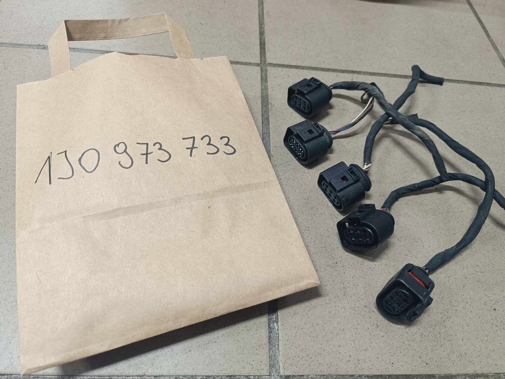 фото №1, Штекер audi/seat/skoda/vw 6-pinów