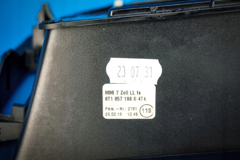 фото №7, Рамка дисплея audi a5 rs5 8t lift 8t1857186s