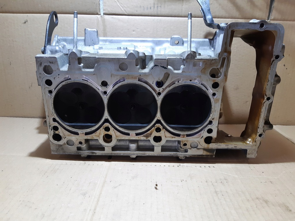 фото №11, Audi q5 8r 3.2 fsi cal головка двигуна права 06e103404a