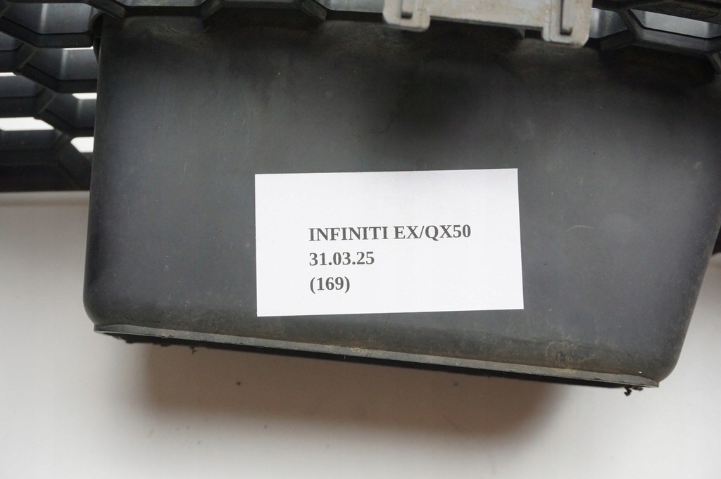 фото №8, Решётка бампера средняя infiniti qx50 ex30d ex35 ex37