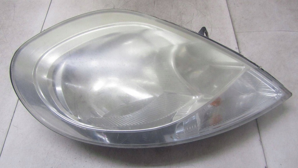 фото №1, Trafic vivaro ii лампа правая перед 8200701356 06-