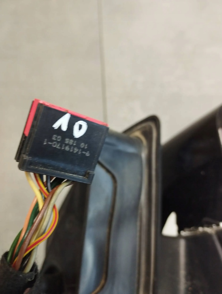 фото №2, Land rover range rover sport l320 дзеркало праве 10 pin 820