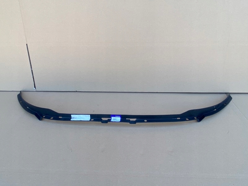 фото №1, Volvo xc40 ii v40 спойлер hak бампер перед