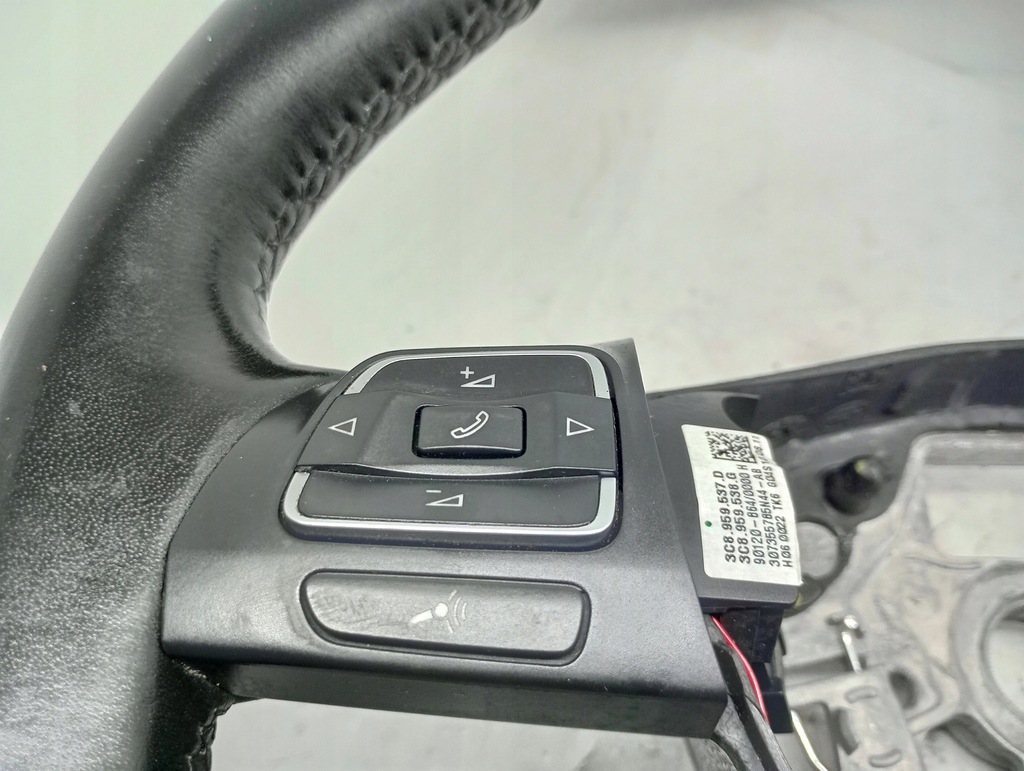 фото №11, Повітропровід шкіра мультифункціональне кермо vw passat b7 cc 3c8419091be