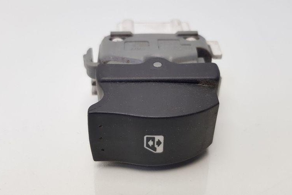 фото №1, Кнопка керування вікон задніх лівих двері renault