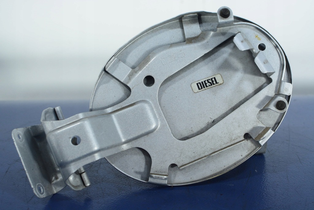 фото №2, Mazda 5 cr крышка заливной топлива 22v