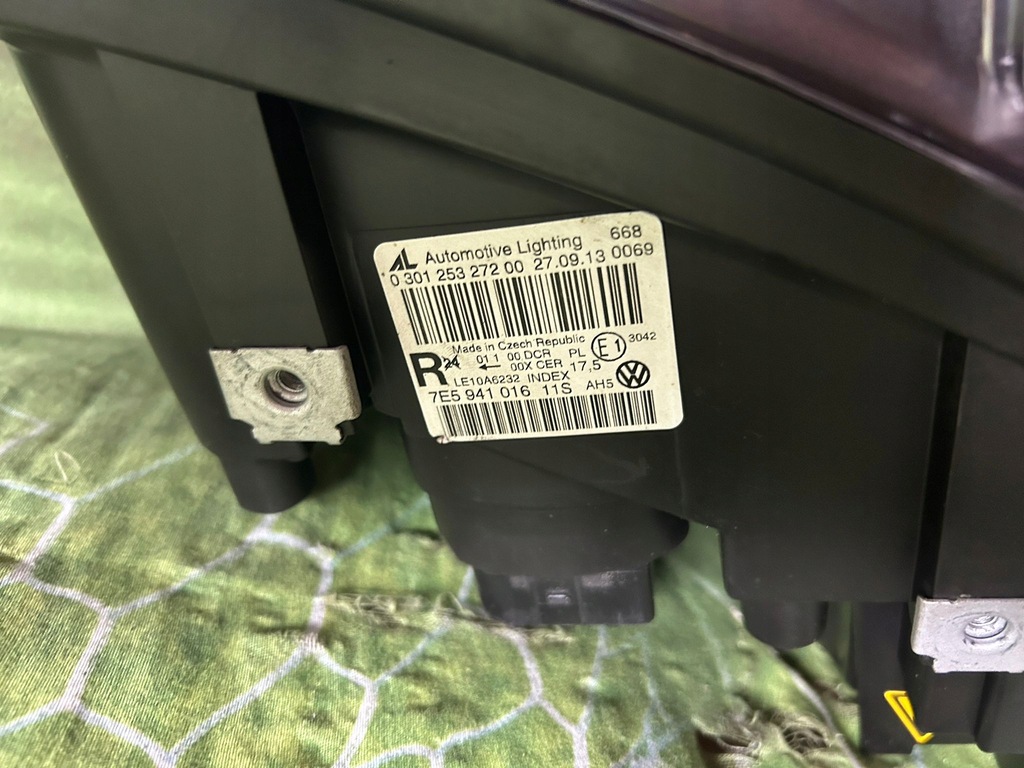 фото №12, Лампа лампы vw transporter t5 bi ксенон + led 7e5941015 7e5941016