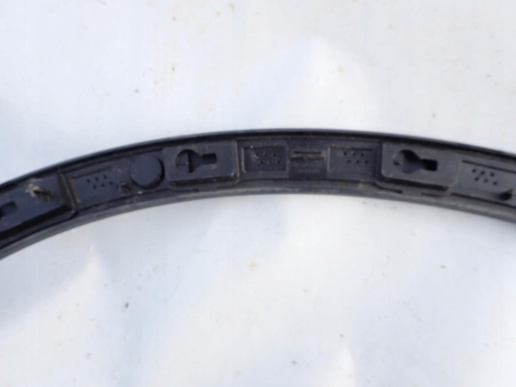 фото №8, Volvo xc40 17- молдинг накладка правий перед