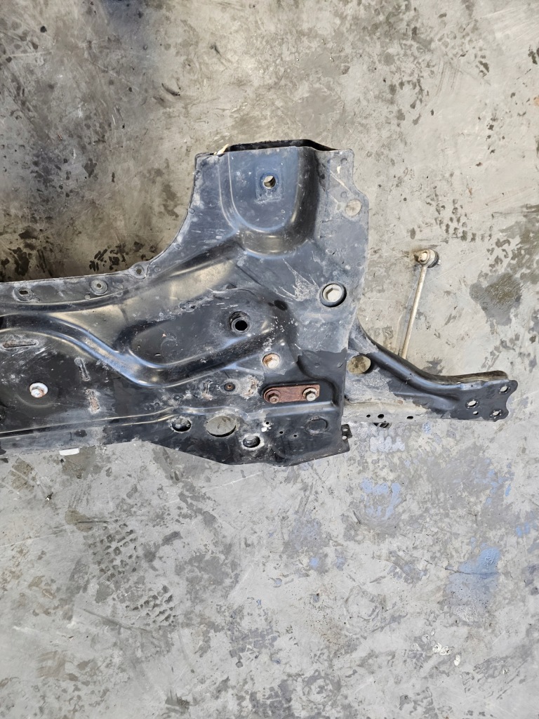 Peugeot 308 2 t9 подрамник подрамник подвеска передний Недорого