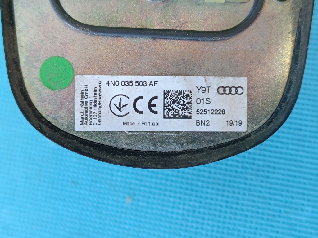 Audi q8 e-tron 55 quattro 300kw 2019 r антенна кровельная плавник 4n0035503af Доставка