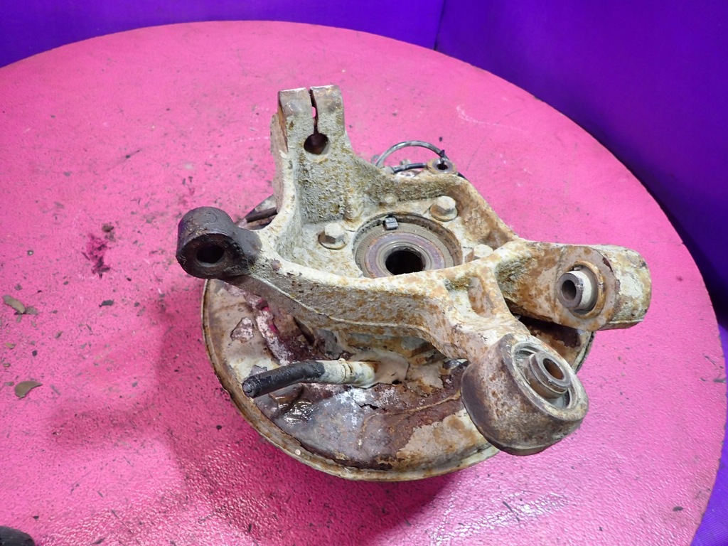 фото №4, Subaru forester iii 07- 2,0d поворотный кулак правый задняя правая задняя ступица