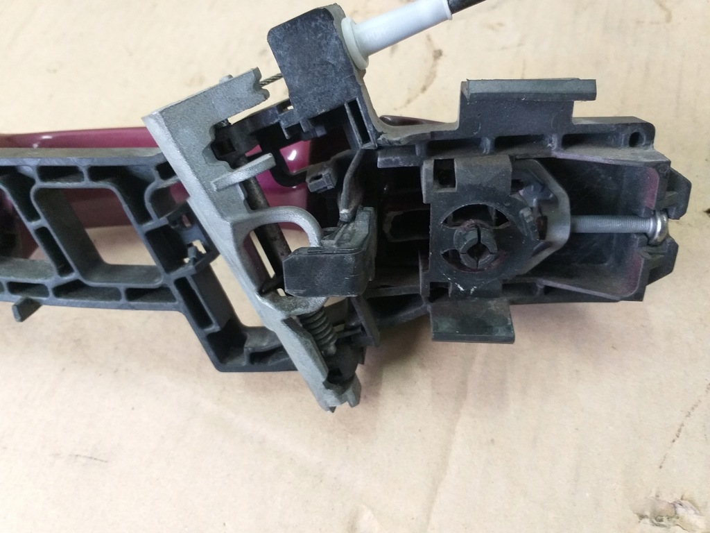 фото №5, Ford fiesta mk7 ручка правый перед