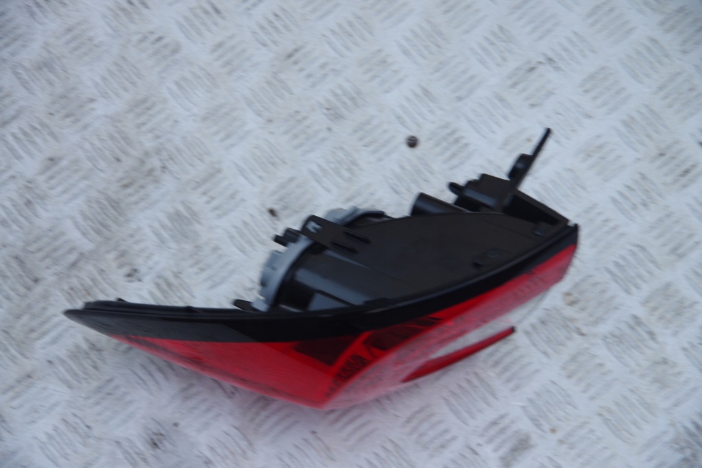 фото №5, Лампа задняя правая renault captur i 265509762r