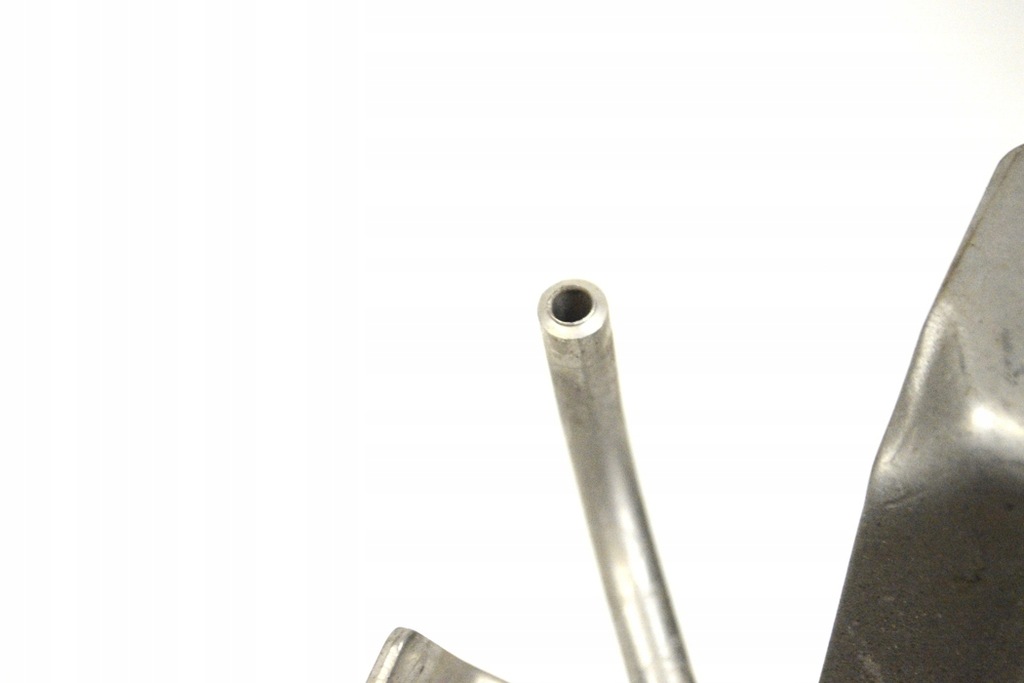 фото №5, Mercedes x253 glc200 2020 rhd шланг вакуумный a2538308001 a2058301203