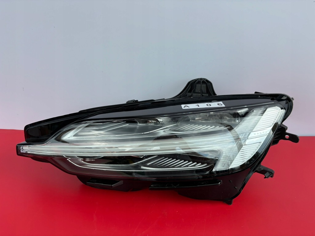 Купити Volvo v60 s60 2 2 ліва фара перед full led mid фара 32365339 a106