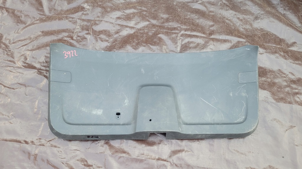 фото №1, Обивка крышки багажника skoda kamiq // 3922