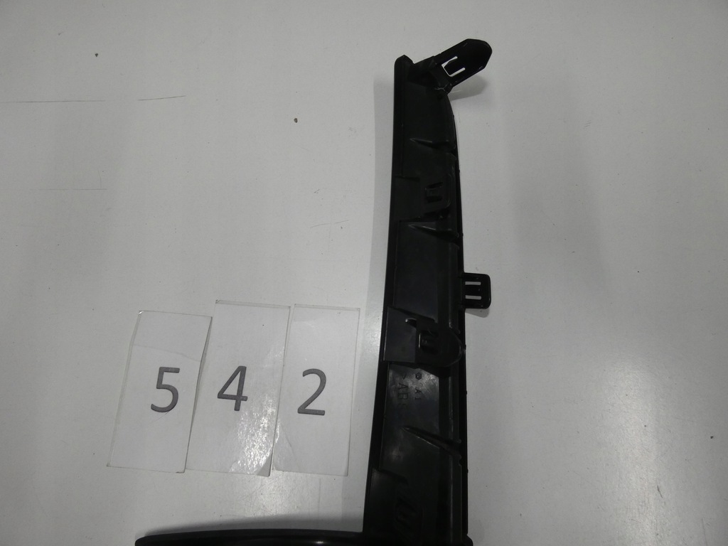 фото №14, Решётка бампера lexus ux правая 542.