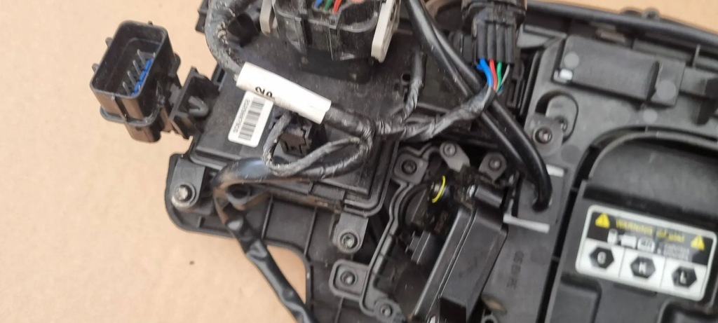 фото №9, Hyundai kona lift 2020- разъём зарядки крышка кабели оригинал