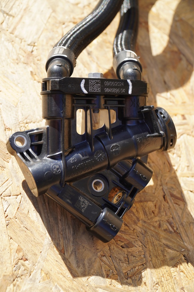 фото №7, Шланг радиатора масла 9845896 9844560 9844561 bmw x5 g05 x6 x7 lci 24r