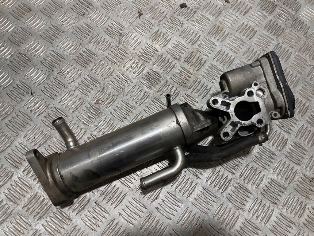 Радіатор вихлопних газів клапан egr renault mascott 3.0 dci 14735ma70a Недорого